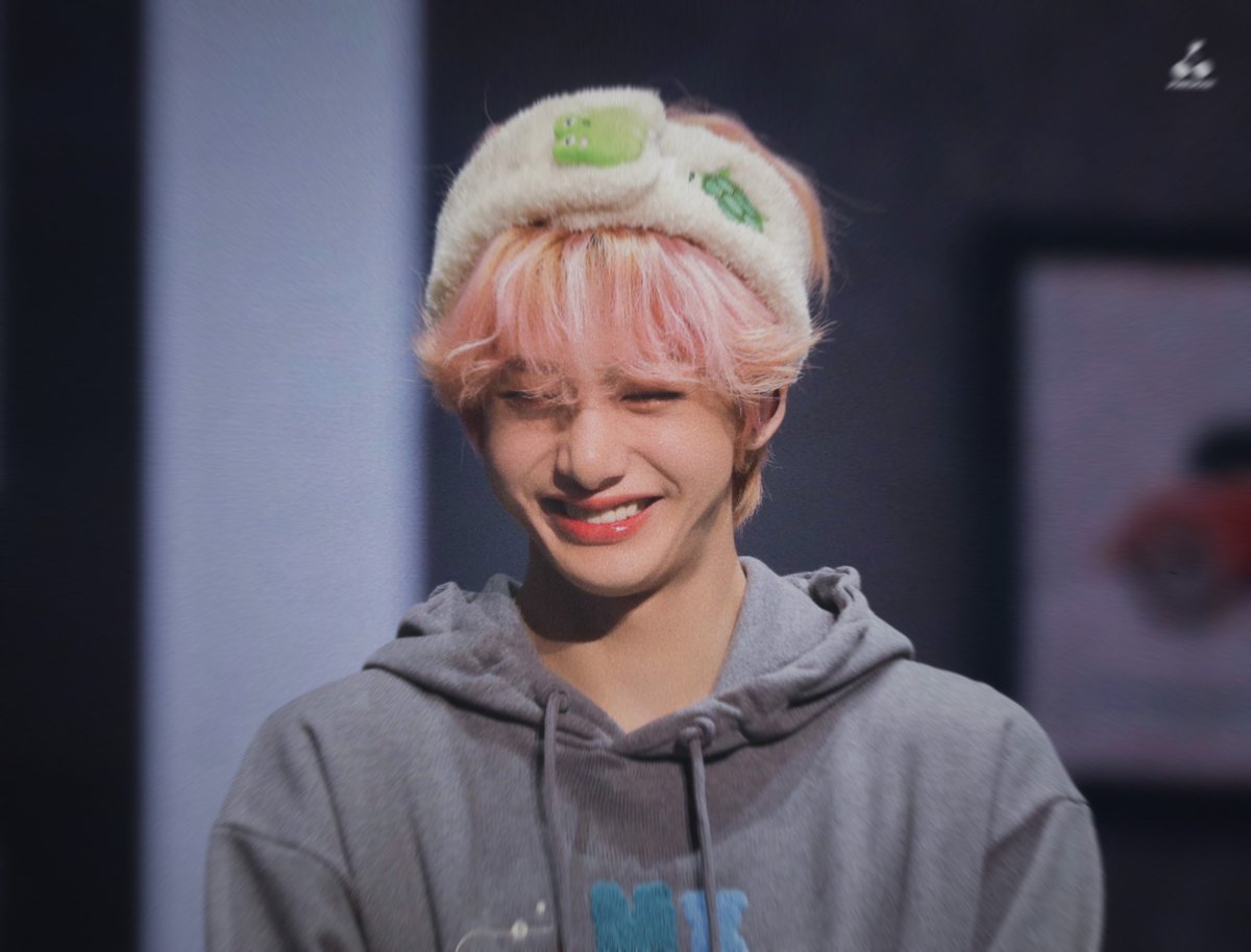 caviwon's tweet image. •~ I don’t need nobody else

#monbebeselcaday #mbbsd @OfficialMonstaX #MONSTA_X