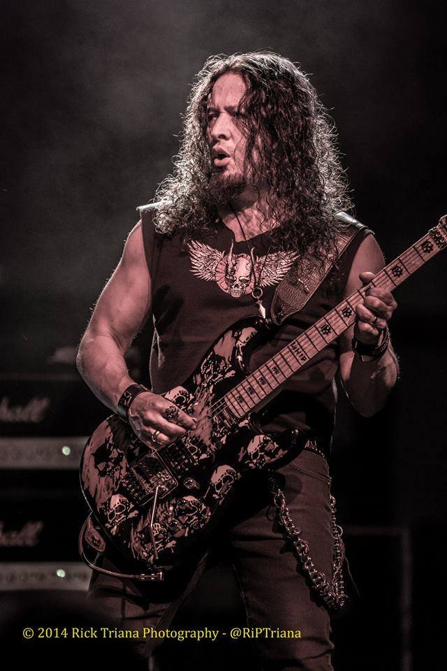 MikeoftheRyche's tweet photo. #tbt๐๐ธ - At Breakers in 2014 (photo credit Rick Triana Photography) #queensryche #throwbackthursday #michaelwilton #whip #mastuh #guitarist #guitarplayer #espguitars #memories #liveshot #misstouring #missourrychers https://t.co/fOg0g6W5qd