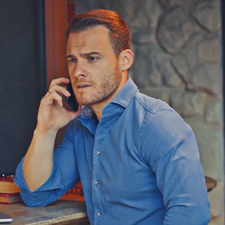 Eda & Serkan looking at each other              ~ a thread ~        #sençalkapımı •  #edser     #kerembürsin •  #handeerçel