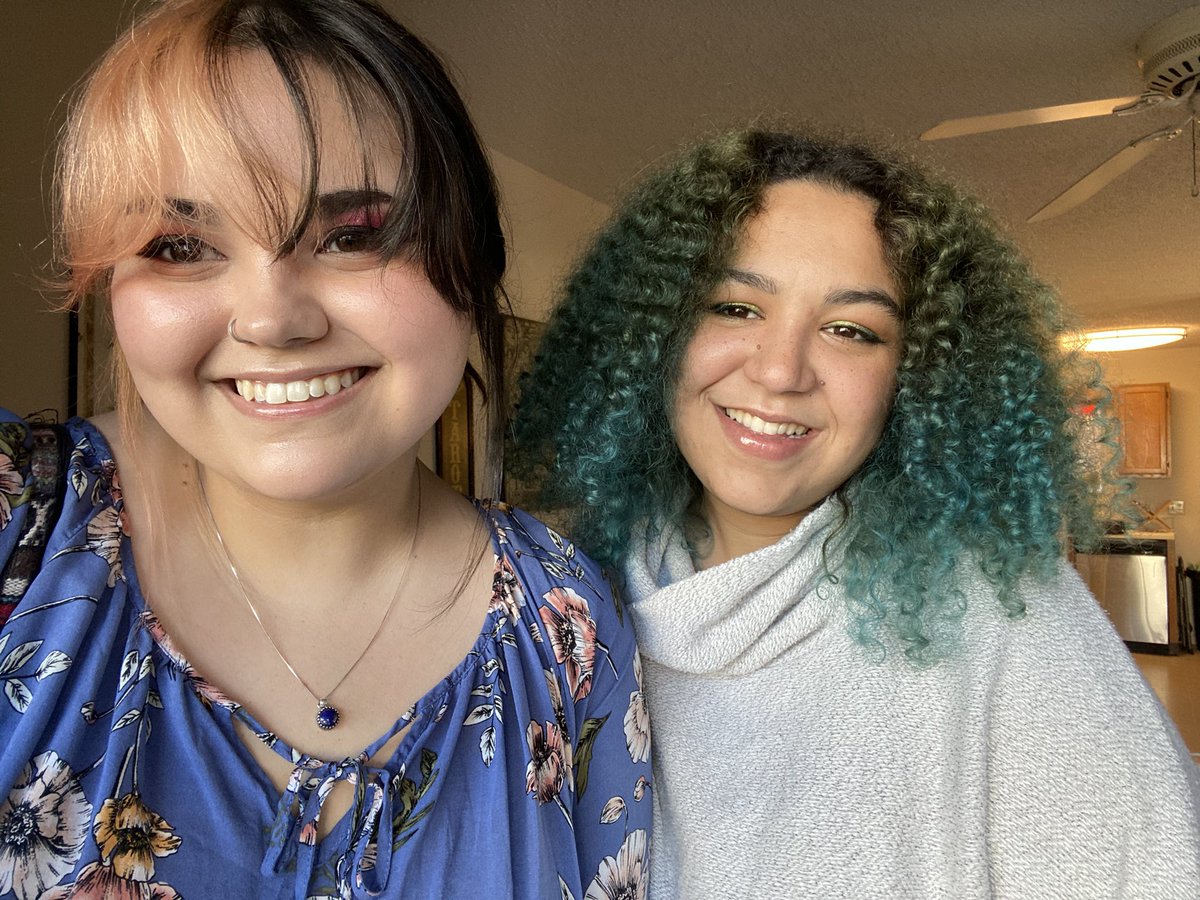 ltblmrco's tweet photo. @savanna__jade ignore the fact that my only photo of my hair rn is a facetime screenshot but mine turned out fine! i used virgin pink from arctic fox and it’s a little coppery in the areas i missed but that’s my own fault LMAO https://t.co/dsbWARexfa