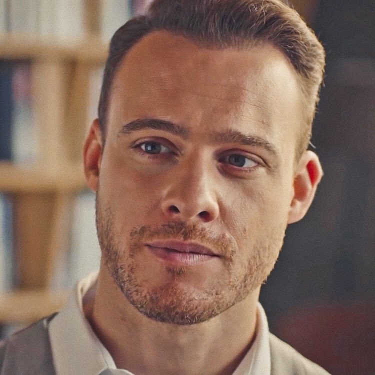 Eda & Serkan looking at each other              ~ a thread ~        #sençalkapımı •  #edser     #kerembürsin •  #handeerçel