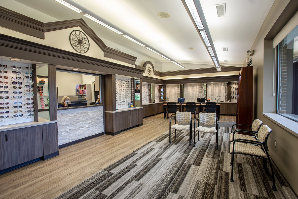 T2Designs's tweet image. Lookin' good! 👓 👀 😎
Check out the final photos of Town &amp;amp; Country Eyecare's renovation project!

#t2designs #commercialinteriordesign
