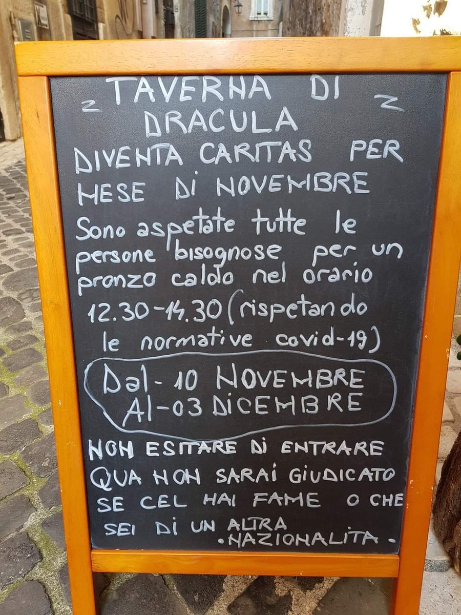 SimoneBonzo's tweet photo. Questo ristorante di Tivoli (vicino casa mia) con una bellissima iniziativa è riuscito ad arrivare al Tg1. Una comunicazione perfetta #cmc2020 https://t.co/cXqk1VNW7B