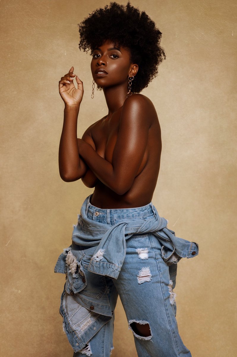 Underground tweet media