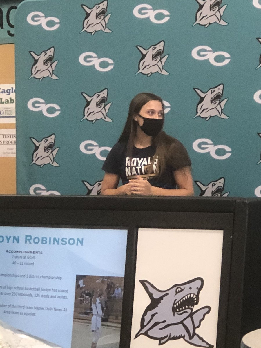 Congrats to <a href="/jrobinson2021/">Jordyn Robinson</a> for signing with <a href="/JesseeNikki/">Nikki</a> &amp; <a href="/HoopsWbb/">Warner WBB Hoops</a> this afternoon. Jordyn makes the 9th Lady Shark to sign a scholarship since 2018. So proud of you J.