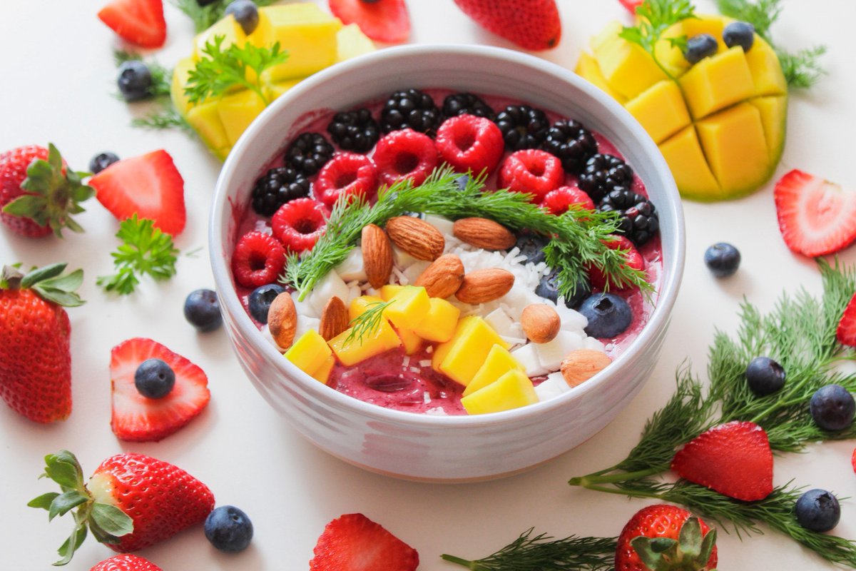 cook_and_shape's tweet photo. Ils renforcent notre immunité, favorisent notre digestion et protègent notre cœur. Allez-y et pas de quartier ! 🍊🍋😍
#fruits #fitness #FitnessMotivation https://t.co/lvlt05iNUe
