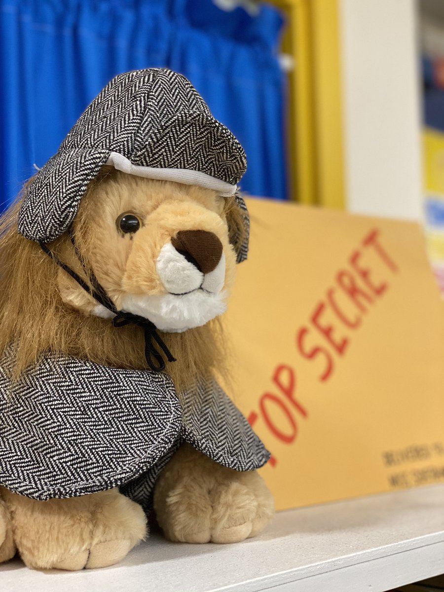 MissSideravage's tweet photo. What an EXCITING day for our 1st graders! We received a super secret invitation from the SSDA (Super Secret Detective Agency). We will have to work incredibly hard to become word detectives for the SSDA, but I think we’re up for the challenge!   🕵️🔎🕵️‍♂️ https://t.co/iFp1QNLEuP