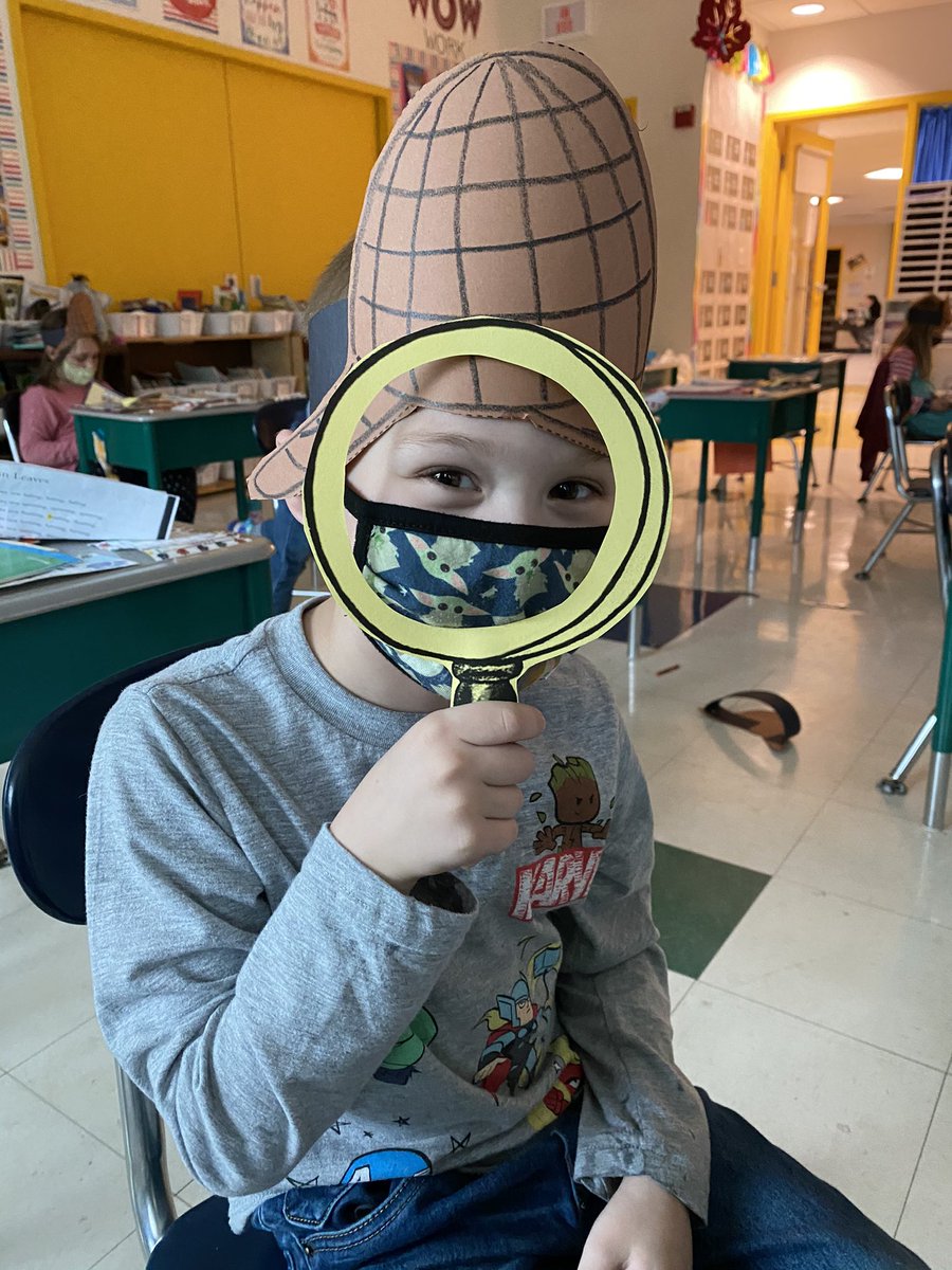 MissSideravage's tweet photo. What an EXCITING day for our 1st graders! We received a super secret invitation from the SSDA (Super Secret Detective Agency). We will have to work incredibly hard to become word detectives for the SSDA, but I think we’re up for the challenge!   🕵️🔎🕵️‍♂️ https://t.co/iFp1QNLEuP