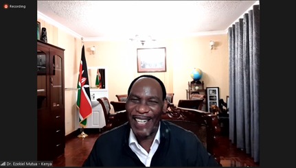 InfoKfcb's tweet photo. @EzekielMutua, also serving as the 1st Vice President of the African Content Harmonisation Standard Setting Committee spoke of Kenya's peculiar filming locations, including the flora &amp; fauna, smooth communication channels, predictable weather, and good internet connectivity. https://t.co/POtW8GmVoh