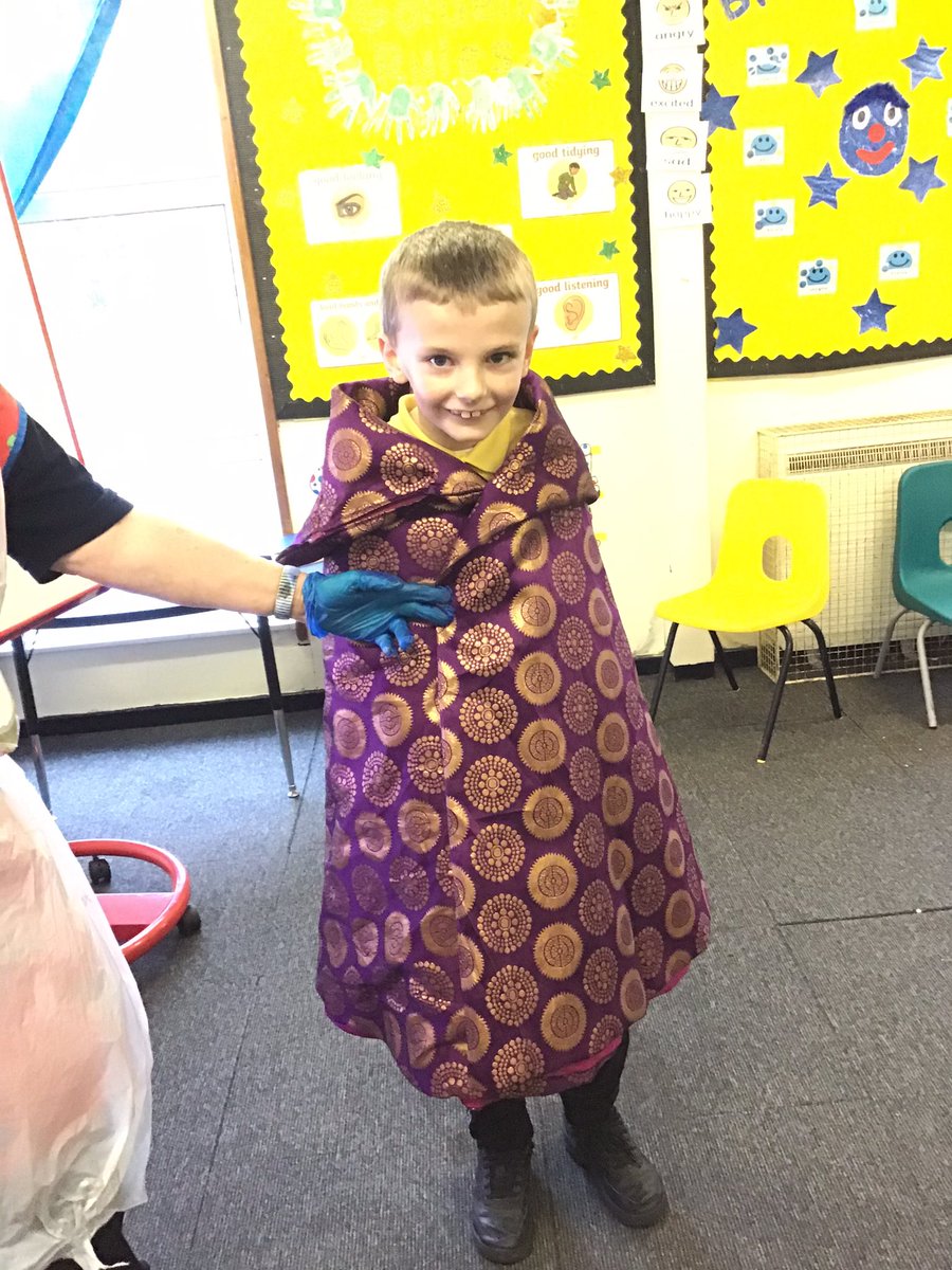 More Diwali pictures 🪔🥳🎆😊 @AyishaVaghani @RiverbankSch #Diwali  #education #learning