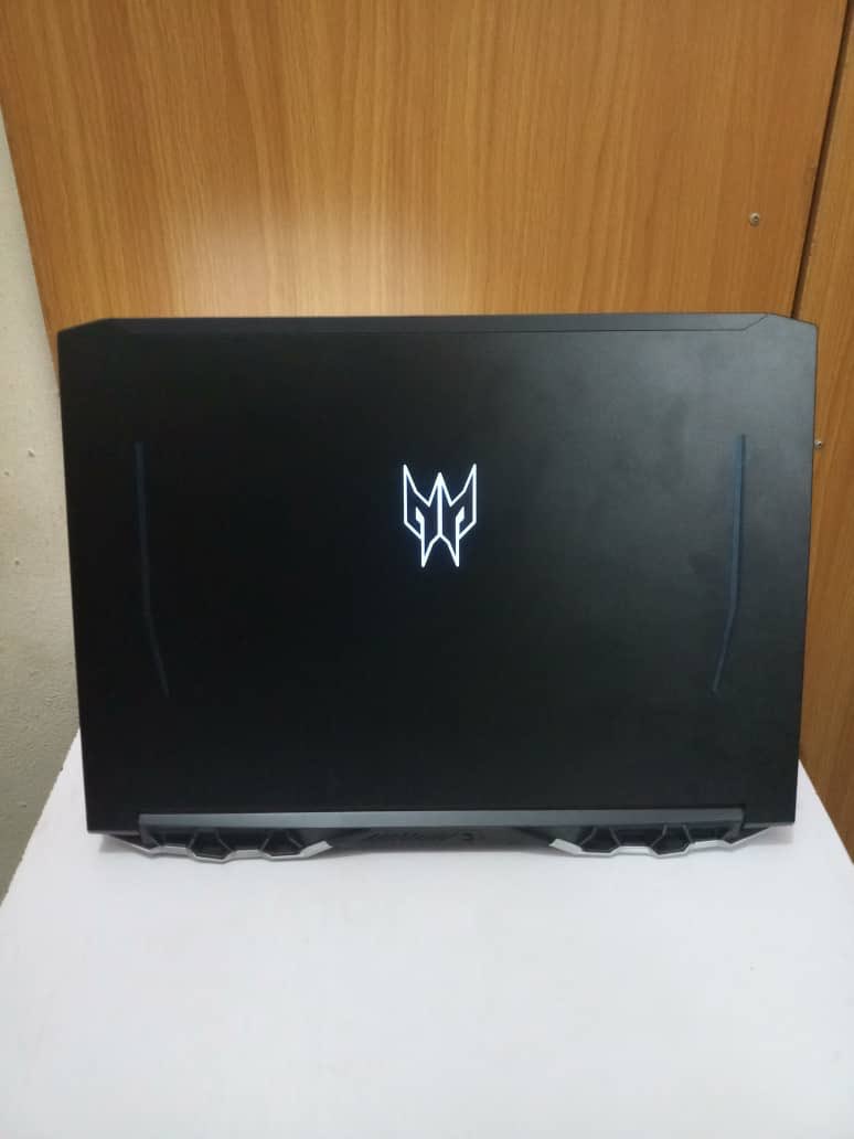 Bytesizetechhub's tweet photo. What #ABetterTime to get this gaming pc. 
Brand: Acer Predator Helio 300 
Processor: Core i7 10th Gen 
Disk Drive: 512gb ssd
Ram: 16gb 
GPU: 6gb Nvidia rtx 2060 
Price Tag: 580,000

Dm @exorcisttechnology or whatsapp is on https://t.co/JqMNOkOqgE
#whereyoushopmatters #gamingpc https://t.co/JKjQ03Xuks
