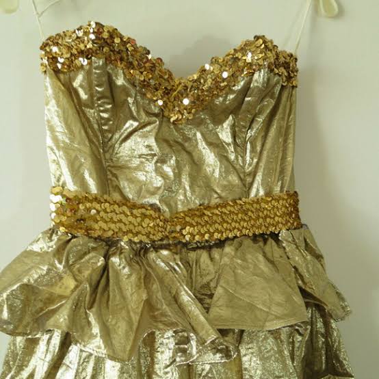 Engeelim4God's tweet photo. I can't even wear this to sleep not to talk of going out with it.classless https://t.co/T7ubbSuwDu