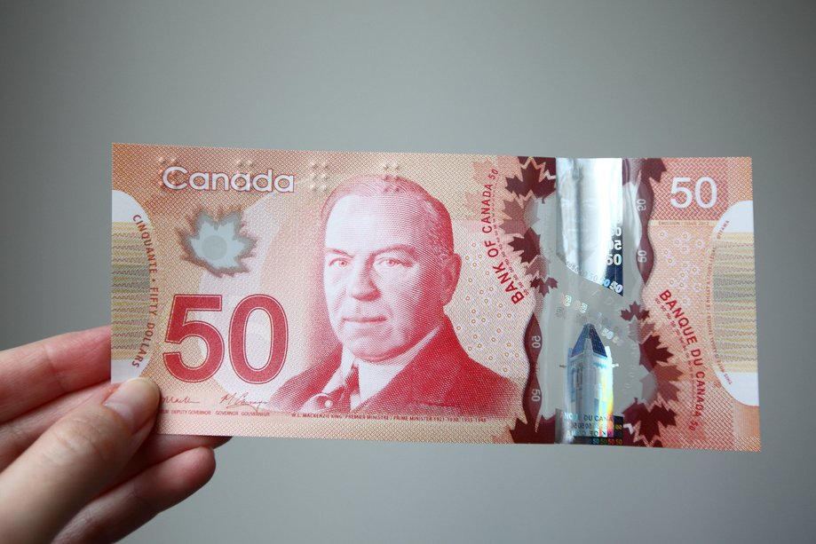 WilfridLaurier 1Card tweet media