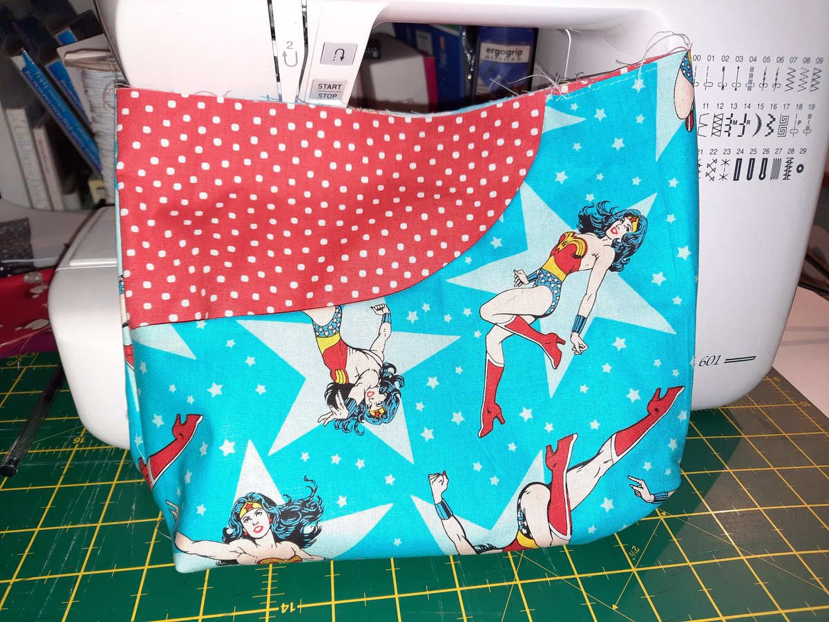 Been off work since 16th October with unbelievable temperatutes....returning tomorrow......getting my Wonder Woman on tonight at night school......feeling like the new girl, apprehensive but can't wait.