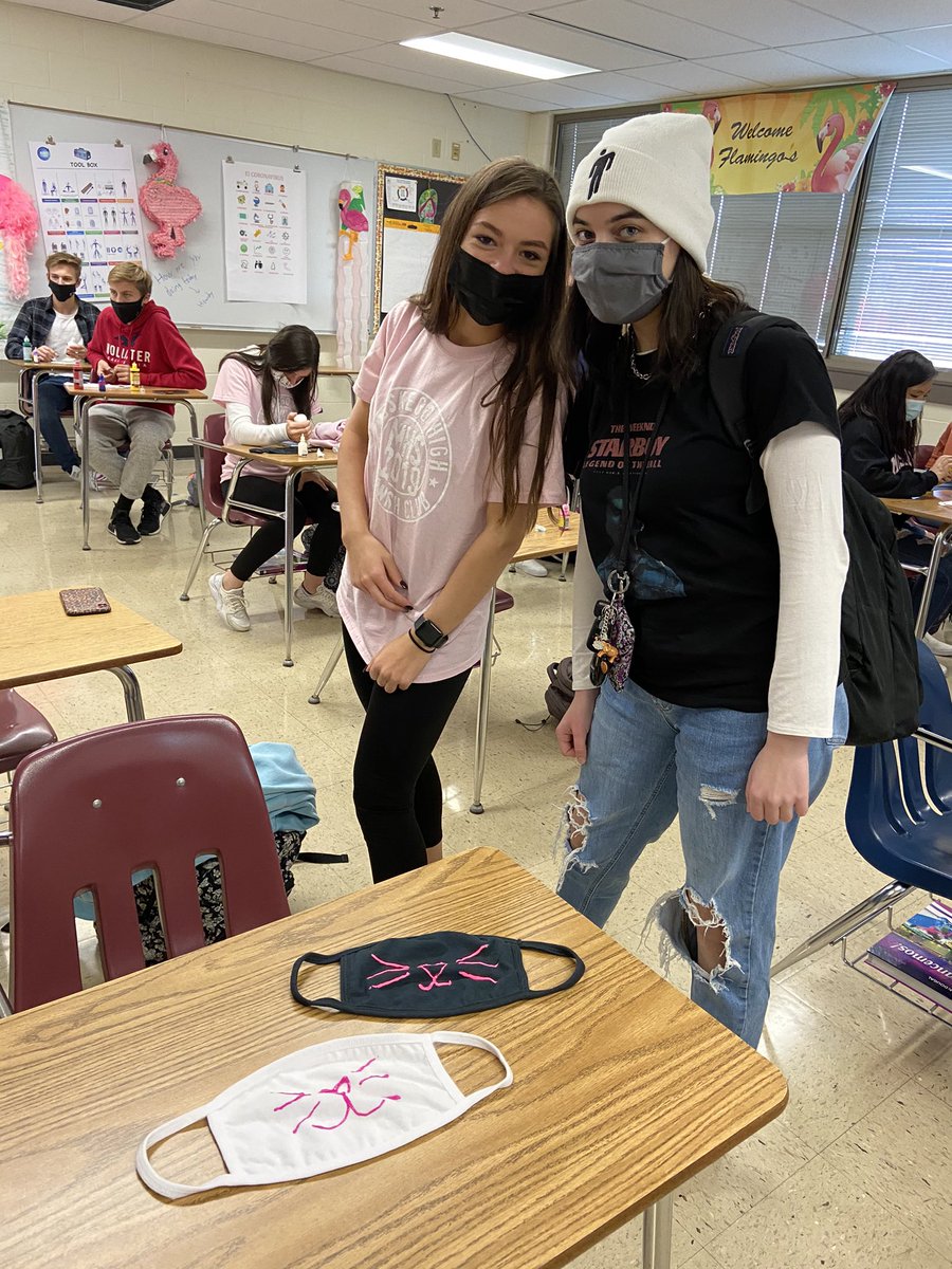 HighMuskego's tweet photo. We are having so much fun decorating masks and watching Coco at this month’s meeting! Thank you to everyone who participated and helped us celebrate Día de los Muertos! @MHSIrvine @MuskegoNorwaySc https://t.co/Jb1NkvriIz
