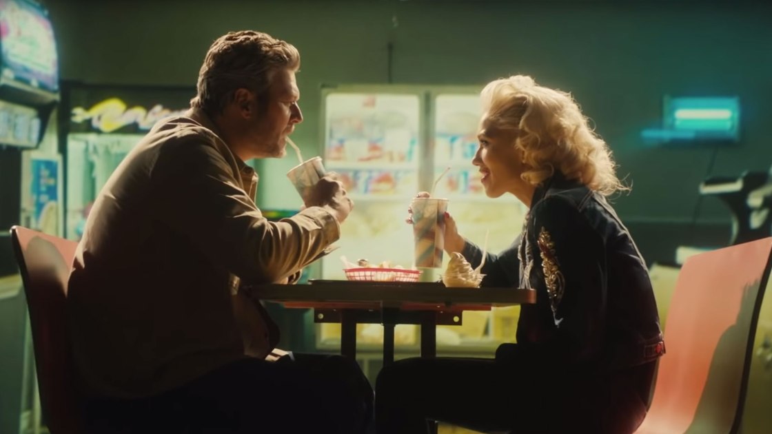Raise a glass and RT to vote Blake Shelton “Nobody But You (feat. <a href="/gwenstefani/">Gwen Stefani</a>)” for Favorite Song - Country at the #AMAs -Team BS
