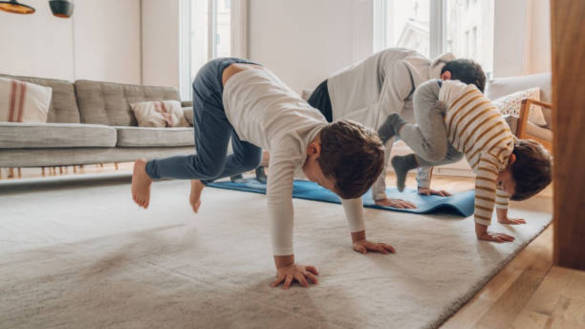 Se acerca el #findesemana ¿y qué mejor que hacer #planes saludables en #familia? Descubre algunas formas de mantenerse en forma con los #pequeños y pasar un rato divertido. 😊 ow.ly/qqqA50Cj8TM