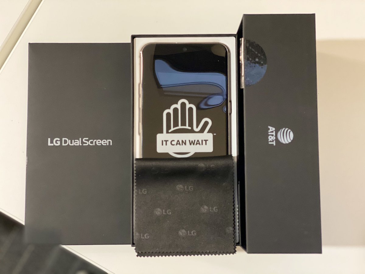 It’s here!! It’s here!! Thank you <a href="/dahnahull/">Dahna Hull</a> for this Amaaaaazing Surprise. Tnx <a href="/johnny_soliz/">Johnny Soliz</a> <a href="/Mr_Andres_Caro/">Andres Caro</a> <a href="/tonydiazatt/">Tony Diaz</a> for all the support and thank you @ProximityGDL for participating!!You Rock!! #ServeCustomersFirst #ResolveDontRepeat #Besthashtag #DoWhatsRight