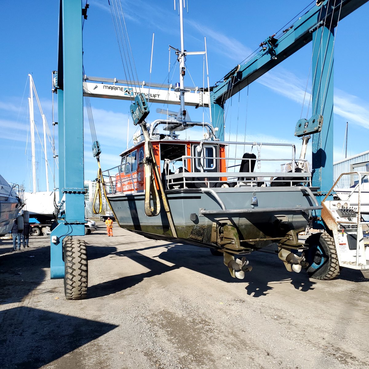PARA_Rescue's tweet photo. Today marks the official end to our 2020 season. An odd one indeed, high call out volume with #COVID19Ontario impacting patrols. Let's hope launch next April is under better circumstances. #StaySafe @CCGACA #paramarinesar #sarpartners @cityofpickering @TownofWhitby @TownOfAjax https://t.co/L6yW68l1KY