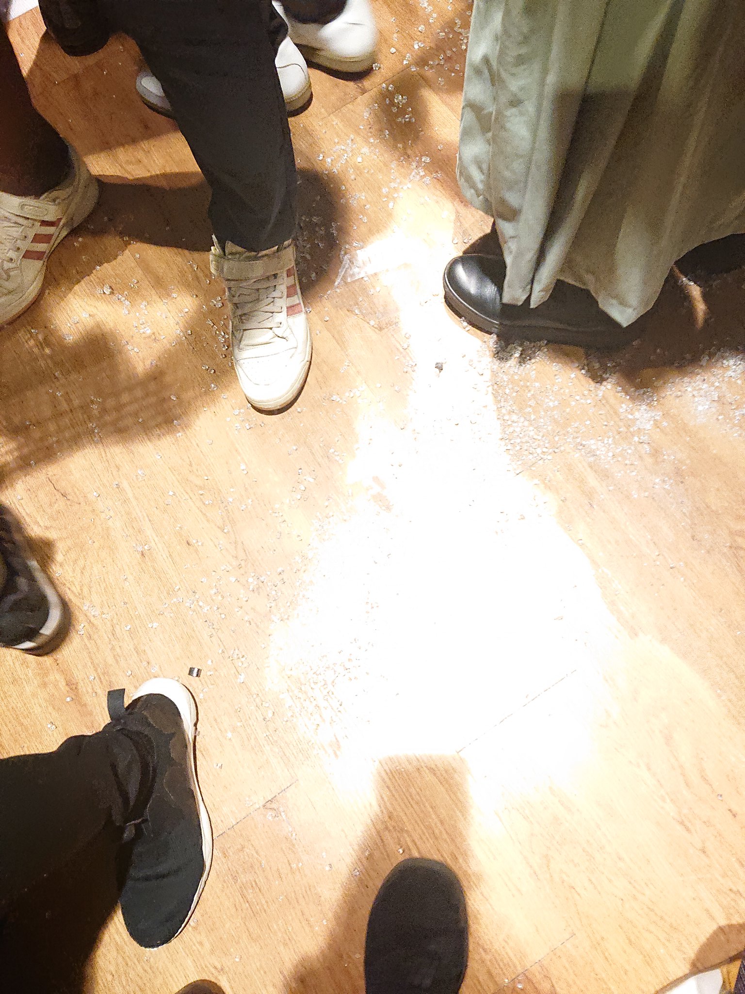 ユニクロで発売されたジルサンダーの服を求めて人が殺到してしまう 話題の画像プラス