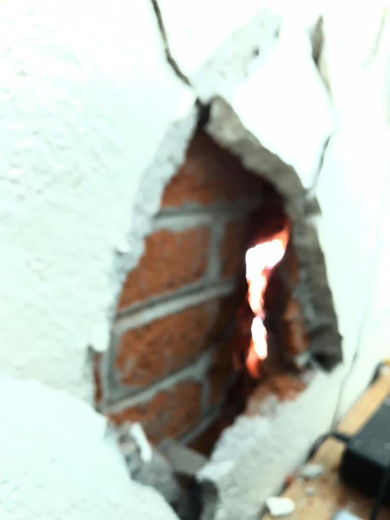 a_vickyg's tweet photo. Oye @Claudiashein sigues dando permisos para construcciones que están prohibidas y el día de hoy sucedió esto en frente de mi casa, quien va a ver por ellos ? https://t.co/LQ5WfScL0T