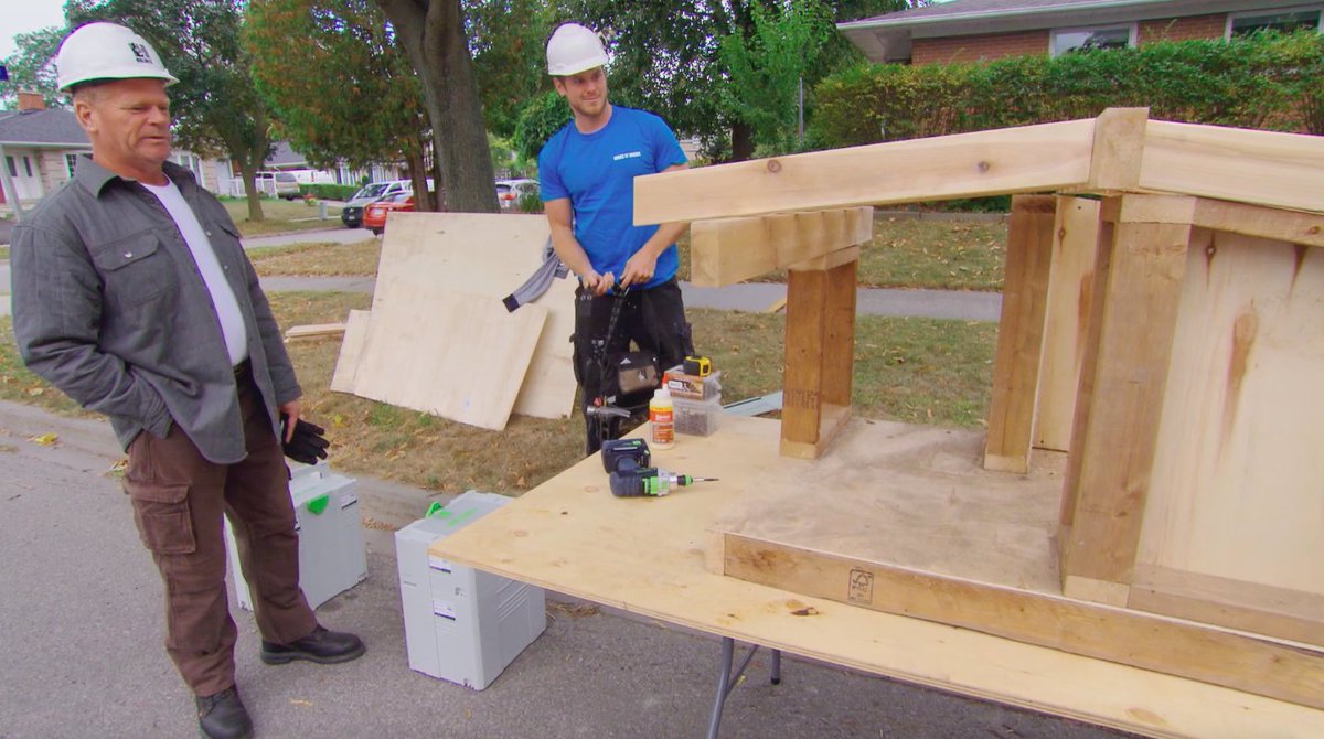 mike_holmesjr's tweet photo. This is my special project for the week. Munroe may be a small dog, but that doesn’t mean he can’t live large. #HolmesNextGen #DogMahal https://t.co/3Pq1CWm7R4