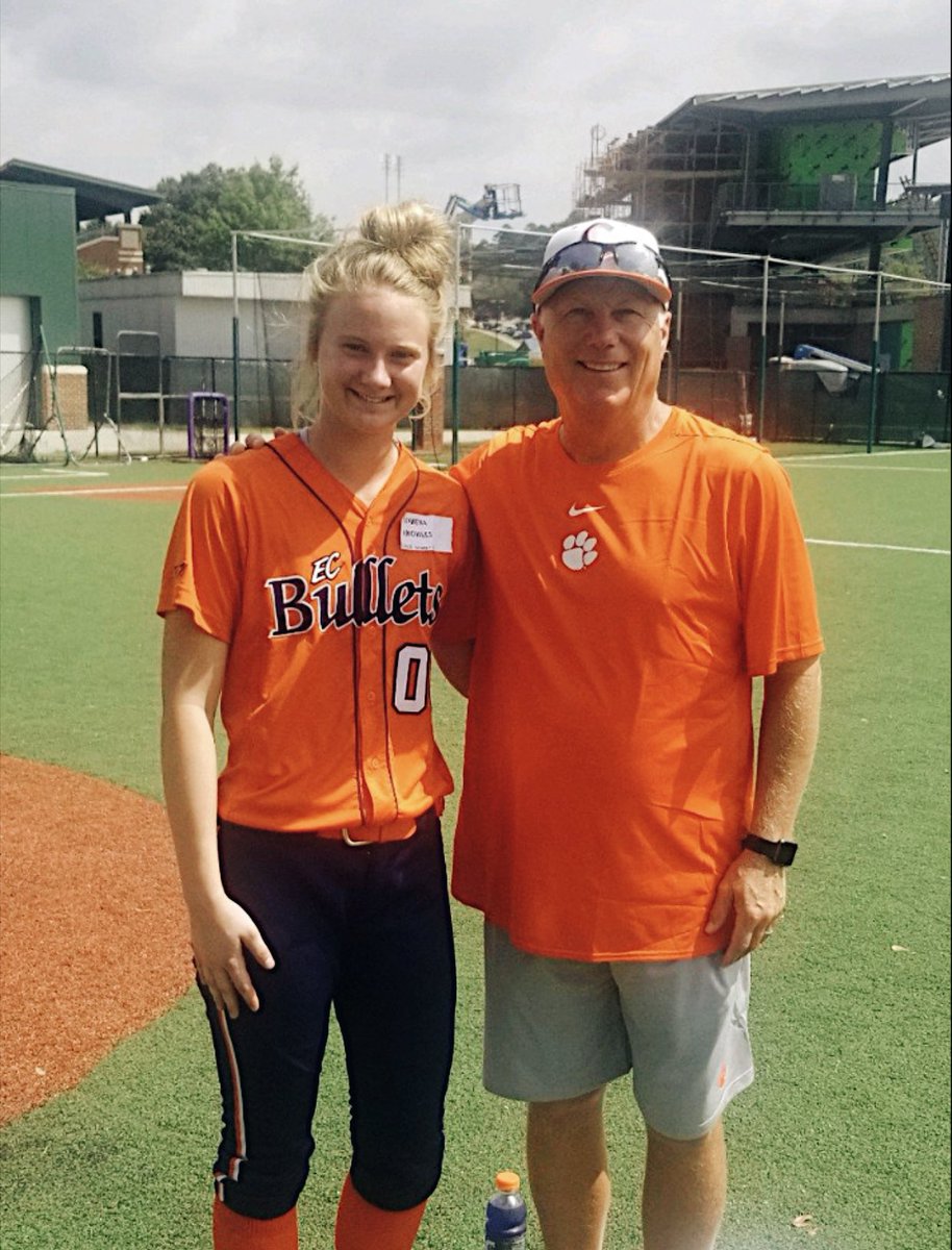I’m so excited to announce that I have decided to commit to Clemson University to further my academic and softball career!!!🧡💜Big thank you to all my coaches, family, and friends for making this possible!! So grateful to have this opportunity!! Go Tigers!🐅⁦