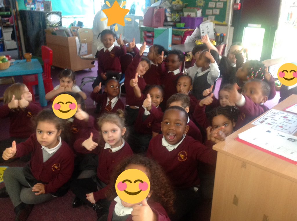 MissLinsleyHMPS's tweet photo. Turtles are becoming super coders! They are learning to #code using the #BeeBot and #codingsafari from @hopsterTV 🐝 #coding #earlycoding #computing #EYFS @HerbMorrPriSch https://t.co/NKlxOTnt3w