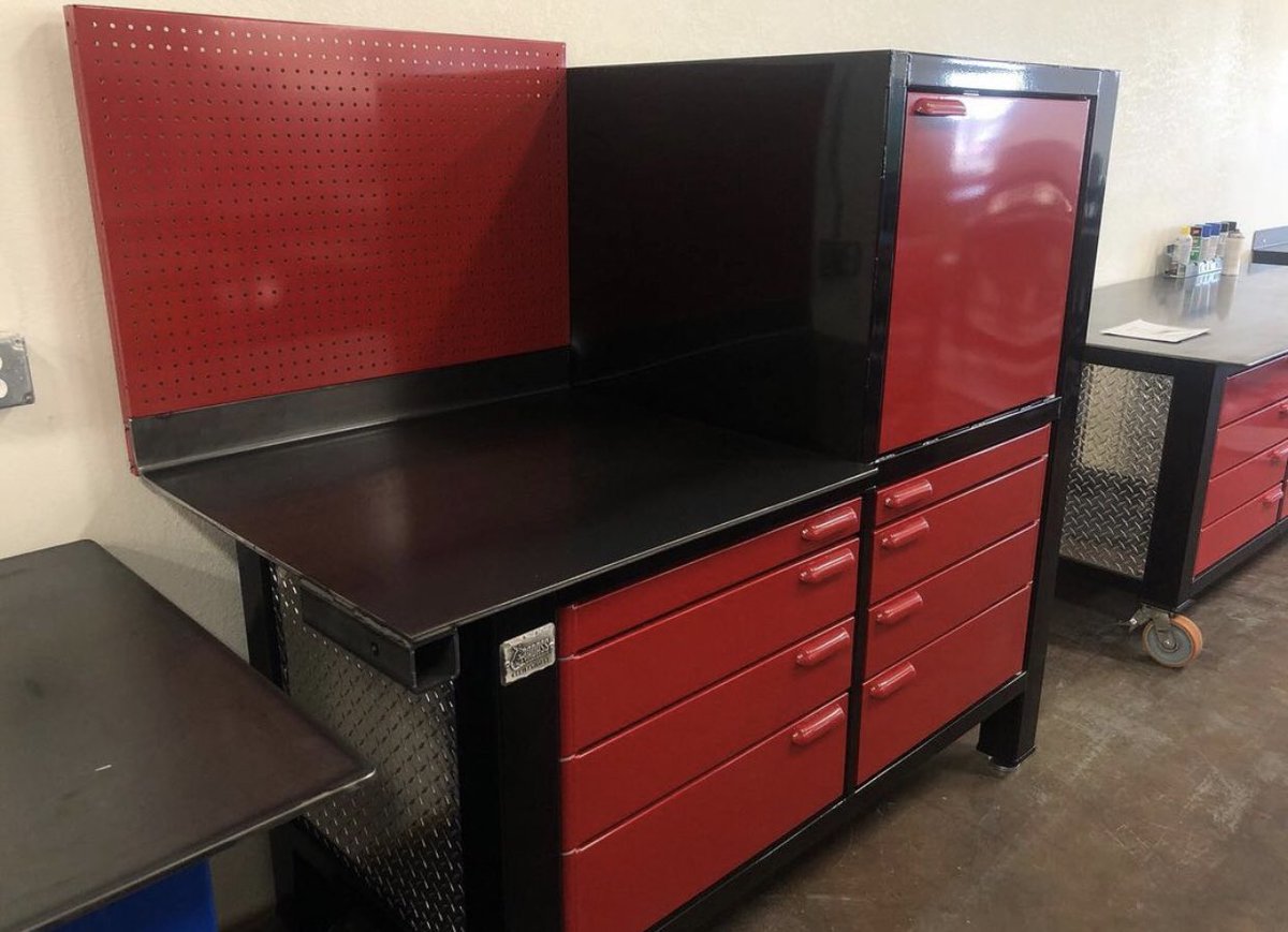 BADASS WORKBENCH tweet media