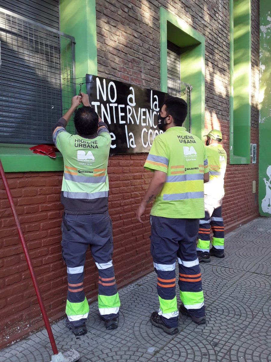 gerhilp's tweet photo. En esto gastan los 24 millones de nuestra Cooperadora. Además de chorros, son básicos  @horaciorlarreta @Soledad_Acunia y @diegosantilli 
@lacoopedelalva #fueralarretadelalva #noalaintervenciondelacoopedelalva #acuñaesresponsable https://t.co/e3FKtQsZX4