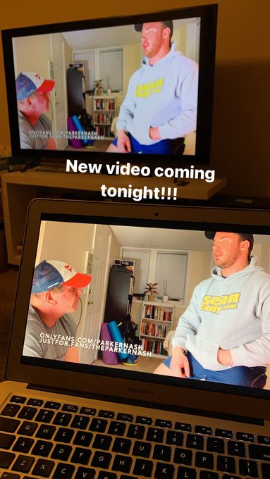 Finally learning to edit. 😅 https://t.co/E1Tb8KthTY<a href="/tag/linkinbio"class="tags"><span>#linkinbio</span></a><a href="/tag/socialdistancing"class="tags"><span>#socialdistancing</span></a>