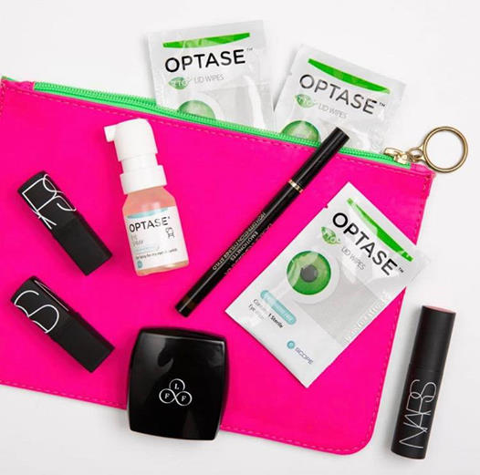 OPTASEeyes's tweet photo. Eye #makeup can be a #dryeye culprit, so follow these best practices to stay *safely* stylish:
-Remove your makeup completely every night
-Don’t share eye makeup
-Don’t apply eyeliner to your waterline  
#eyeliner #eyehealth #OPTASE https://t.co/n7klsgpT2t