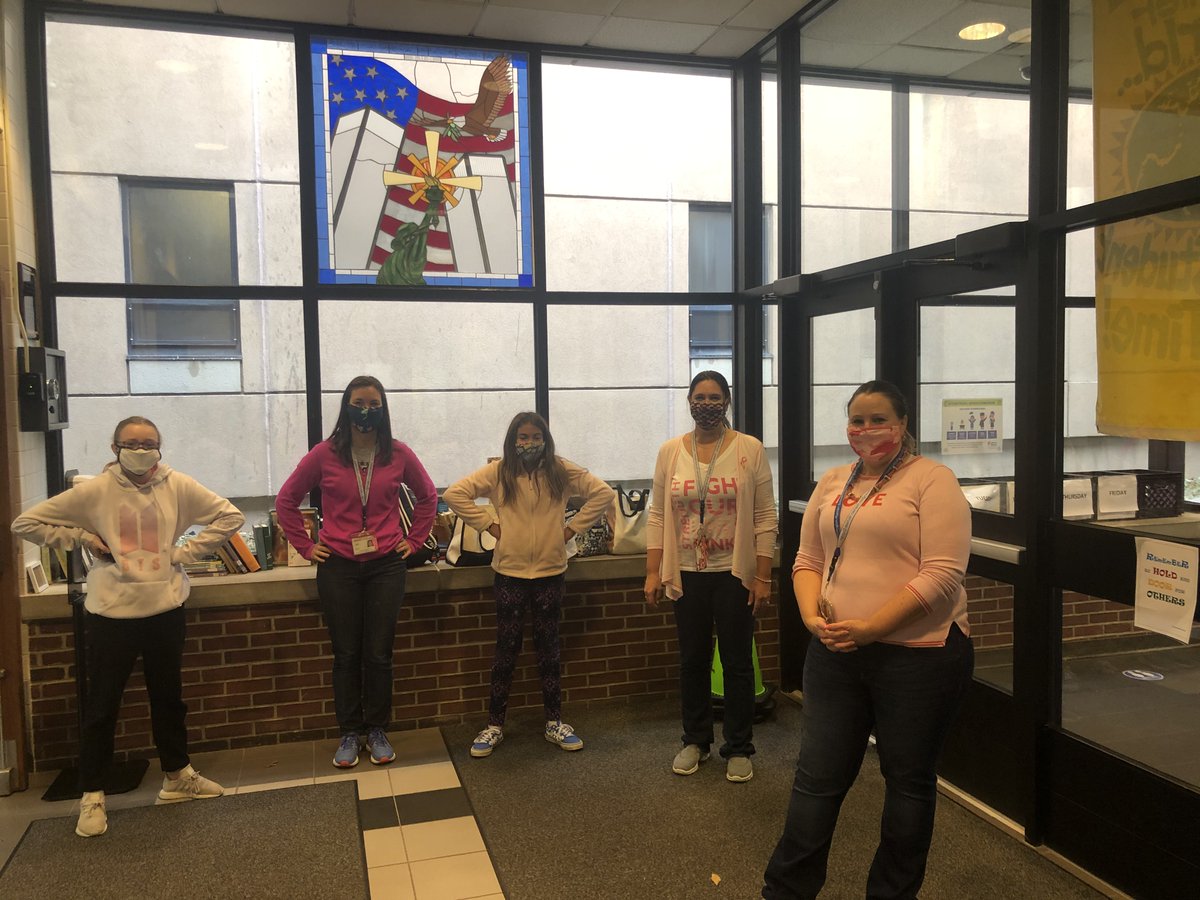 Liz Smith tweet media