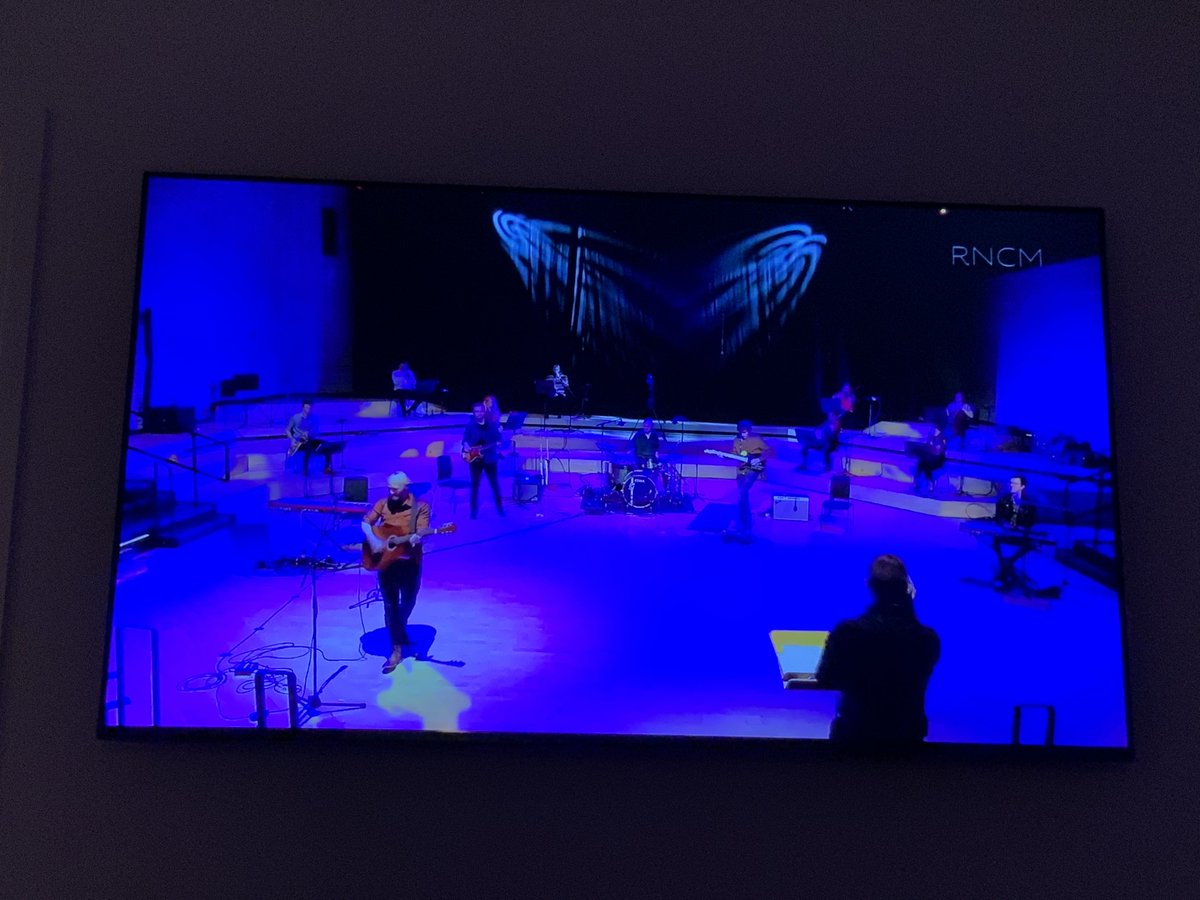 👏🏻👏🏻👏🏻#LivefromtheRNCM wow! I love <a href="/AudreyMattis/">Audrey Lawrence Mattis</a> - who brilliantly presented tonight’s live show. Blown away by <a href="/IsobelHolly/">Isobel Holly</a> and naturally my fave is <a href="/broswildband/">Brothers Wild</a> I whooped and cheered as if you could hear my appreciation! 😍live music. Thank you all!