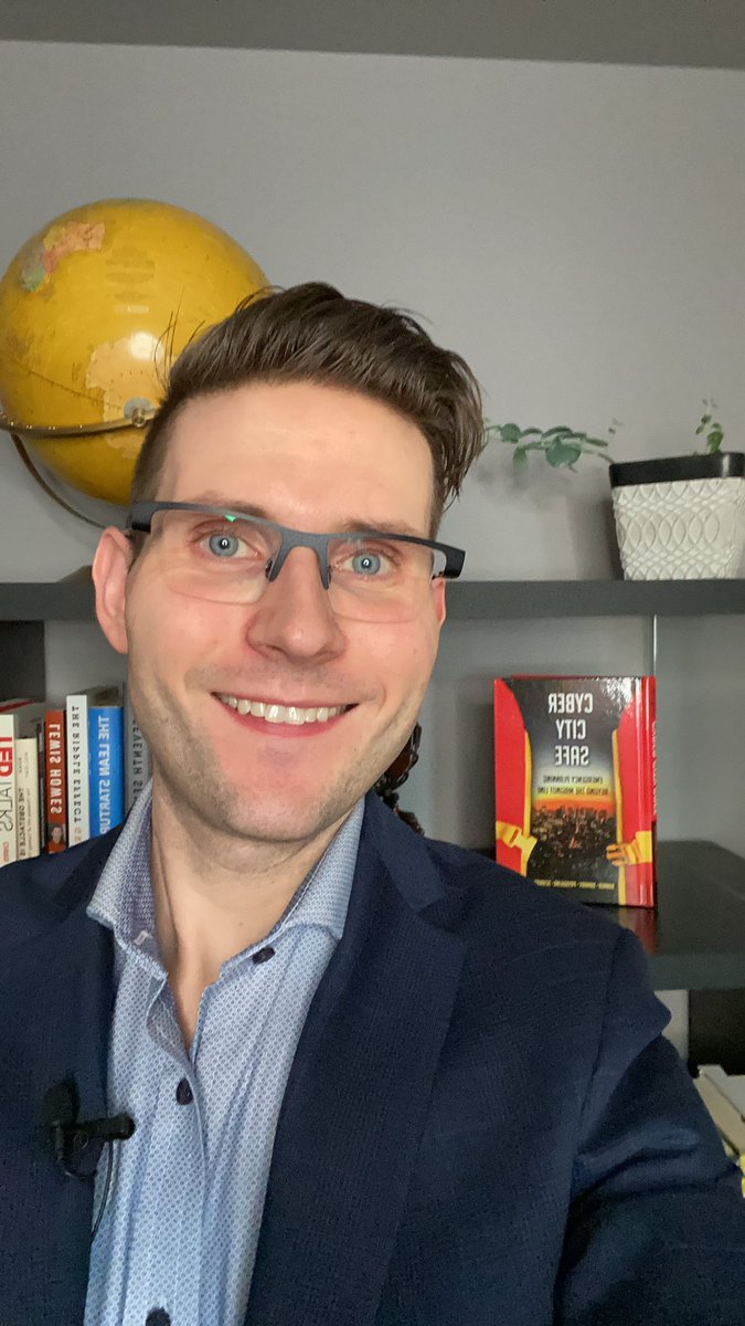 brenzens's tweet photo. Big thanks to @IABCSouthern for the opportunity to chat about the role communications can play to unlock the conversation on #cybersecurity!

#connect2comms #IABC https://t.co/2UhJxygGE9