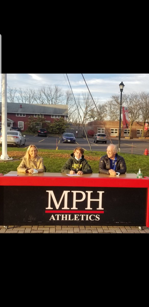 Congrats  to our guy @johnnygruninger on heading  to <a href="/LeMoyneDolphins/">Le Moyne Athletics</a> to continue his education and incredible golf journey. All that hard work paid off! We are all proud of you! #GoMPH #trojanpride ⛳