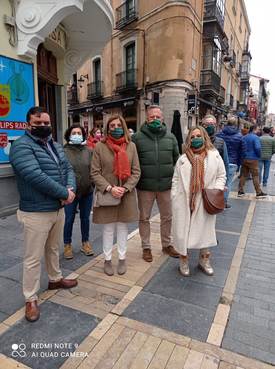 CarlosPollan's tweet photo. ¿Ningún político de @POPULARES_LEON @Cs_Leon_ @LeonPsoe @PodemosLeon @UPLeones tiene amigos, familiares en #hostelerialeon? Ninguno hoy apoyando al sector, ¿será que como todos tienen cota de poder no se pueden significar? Seguro. @Vox_Leon #leonesp #lahosterianoeselvirus https://t.co/hbxfrDUKi4