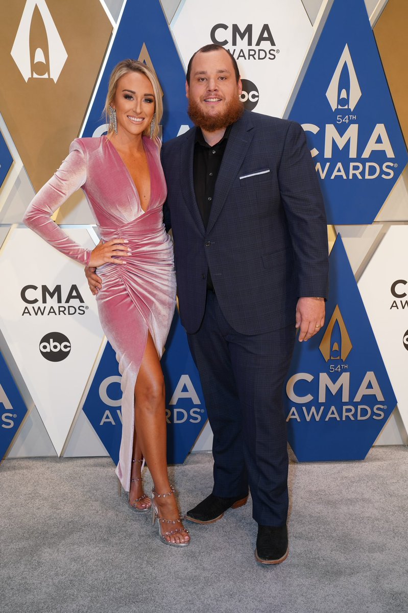 Luke Combs 🎤 tweet media
