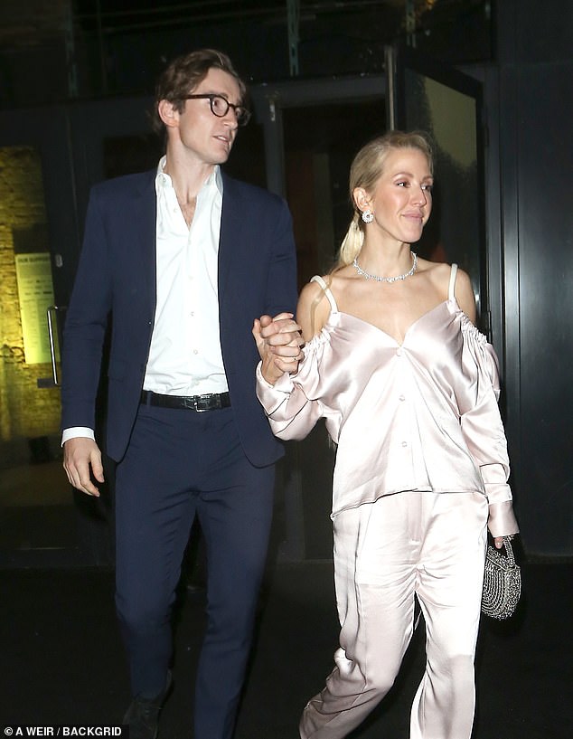 Throwback Ellie Goulding tweet media