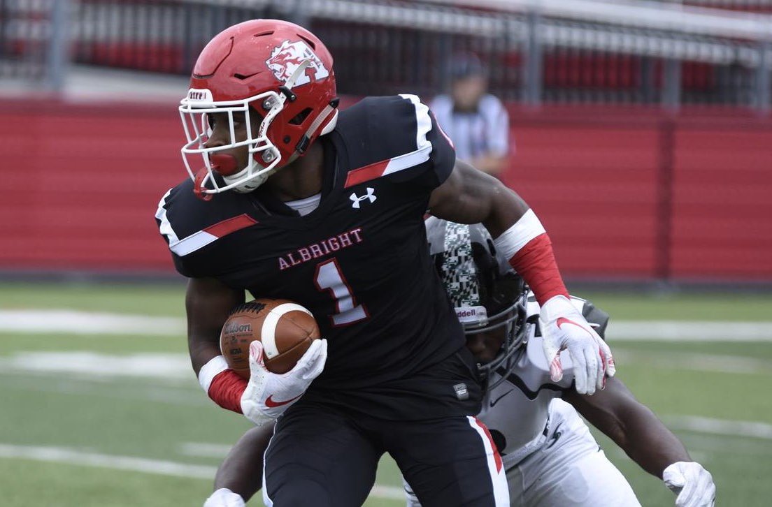 julianyoung__'s tweet photo. After a nice talk with @CoachWeaverAC I’m excited to say I have just received an offer from Albright College!⚫️🔴 @Albright_FBall @yerger_randy #RoarWithUs https://t.co/QRRilQLq3Y