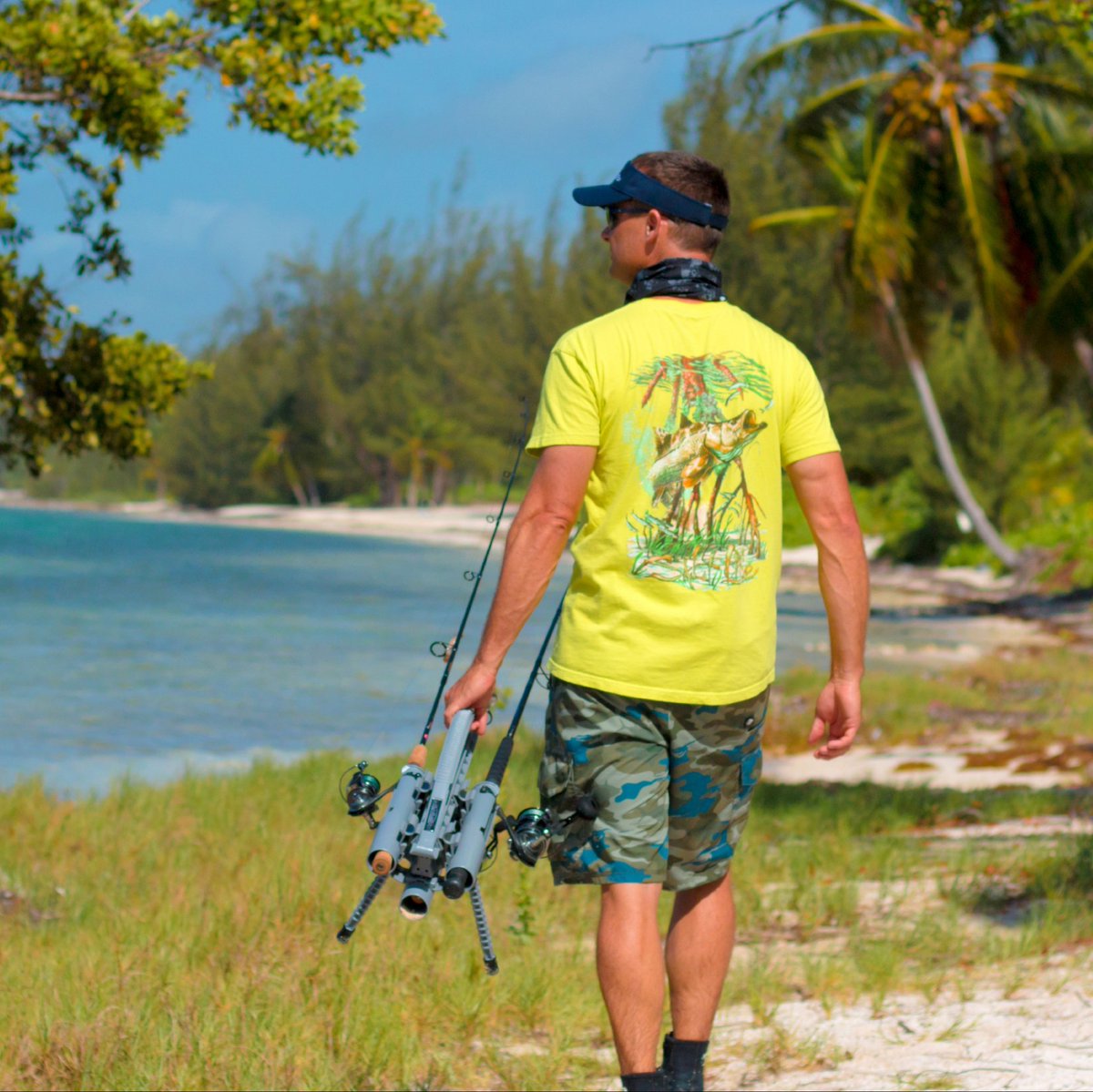 RodRunnerFX's tweet photo. #TBT with @captjimmynelson and @fishingwithluiza in the Cayman Islands π΄ All #RodRunners, mounts, and accessories NOW ON SALE! π₯ #RodRunner #fishing #fishinggear #saltlife #bonefish #surfcast #fishinggirls #fishingrods https://t.co/j464CLRq46