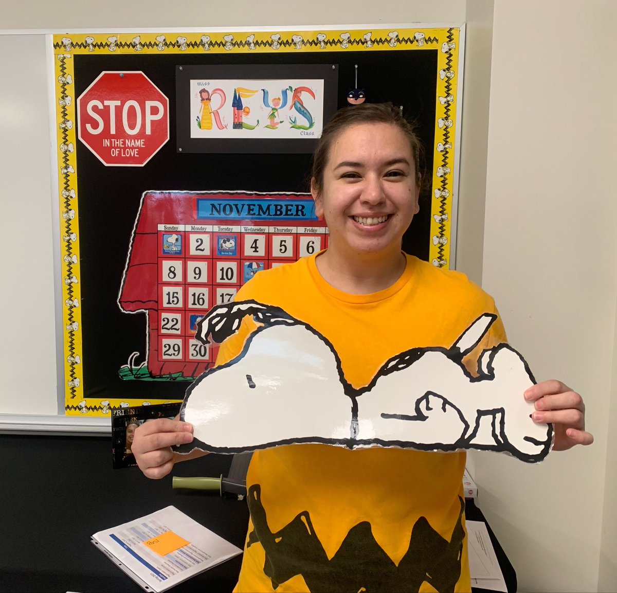 ms__rey's tweet photo. 💛💚Homecoming Week: Character Day in full effect💛💚 @iamsharpstown #CharlieBrown #TonyStark #ForrestGump #HumanBody #Sharpstown #TeamHISD #HocoWeek https://t.co/82yjqKByOt
