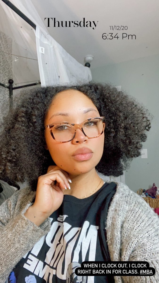 SiaraDanyale's tweet image. When I get home from work, student mode is activated. #MBALoading