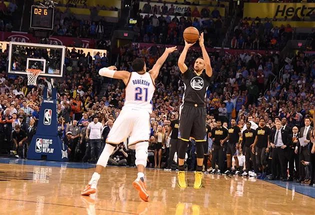 antonin_org's tweet photo. the best deep shooters in the nba (ranked by their 3P% from 30-35 feet)

1. Stephen Curry (37.6%)

2. Damian Lillard (35.5%)
3. Trae Young (34.5%)
4. Kyle Lowry (29.3%)
5. LeBron James (29.1%) https://t.co/tSKQ5uJWFH