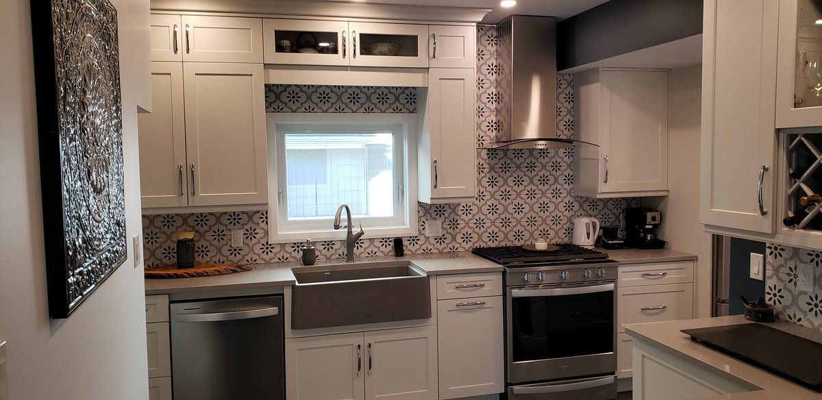 Another kitchen completed this week for another fantastic customer. A little more of a challenging one, but none the less, a beautiful transformation.
Thanks to the team at VG Renovations and all of our sub-contractors and suppliers for another fantastic project!