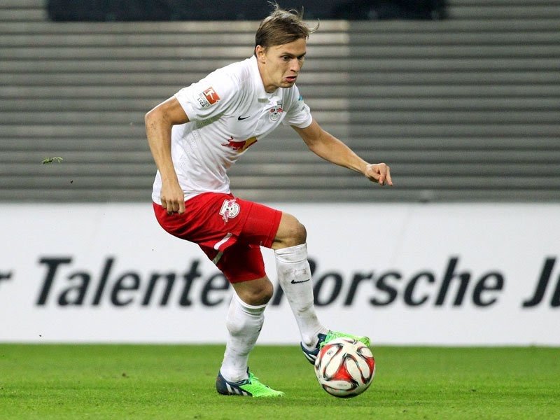 4. Stefan Hierländer:Otro que llegó en verano de 2014Estuvo 2 temporadas, y jugó 22 partidos con el primer equipo. Con el II, llegó a marcar 6 goles.