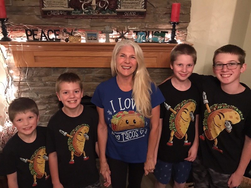 TacoTemple's tweet photo. Deborah and the boys representing Taco Temple all the way in Colorado Springs!
🌮❤️🌮❤️🌮❤️🌮❤️ 🌮❤️
#tacotemple #tacolove #tacodabs https://t.co/l6rvdDNL0M
