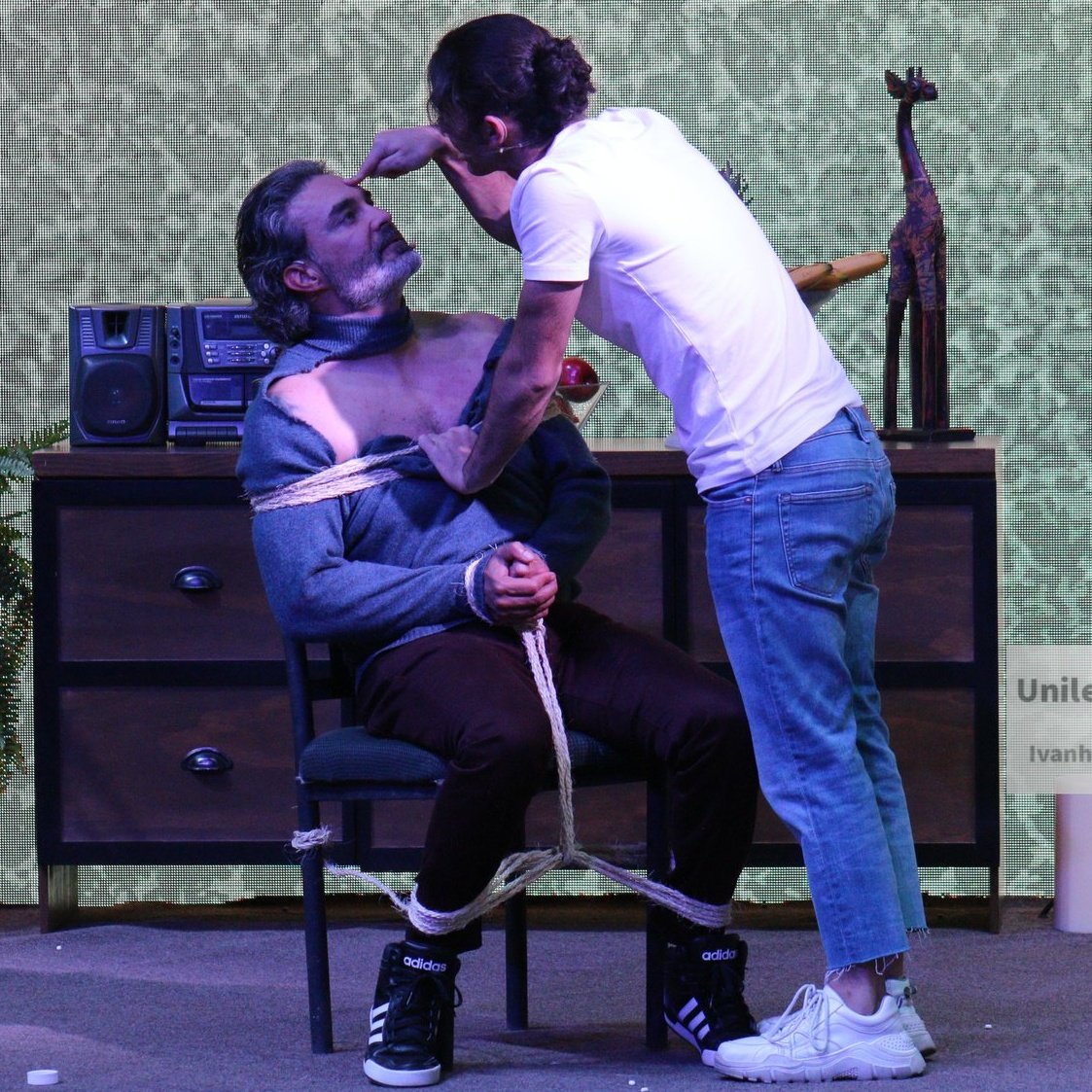 JoacoUpdates's tweet image. 🚨| MASIVA.

Comenzamos con la dinámica para aumentar el engagement de Distorsión, es muy importante subirlo para que sea más fácil llamar la atención de alguna plataforma de streaming.

•Tienen 40 minutos para hacer 10 mil respuestas con los hts.•

#Distorsión
#JoaquinBondoni