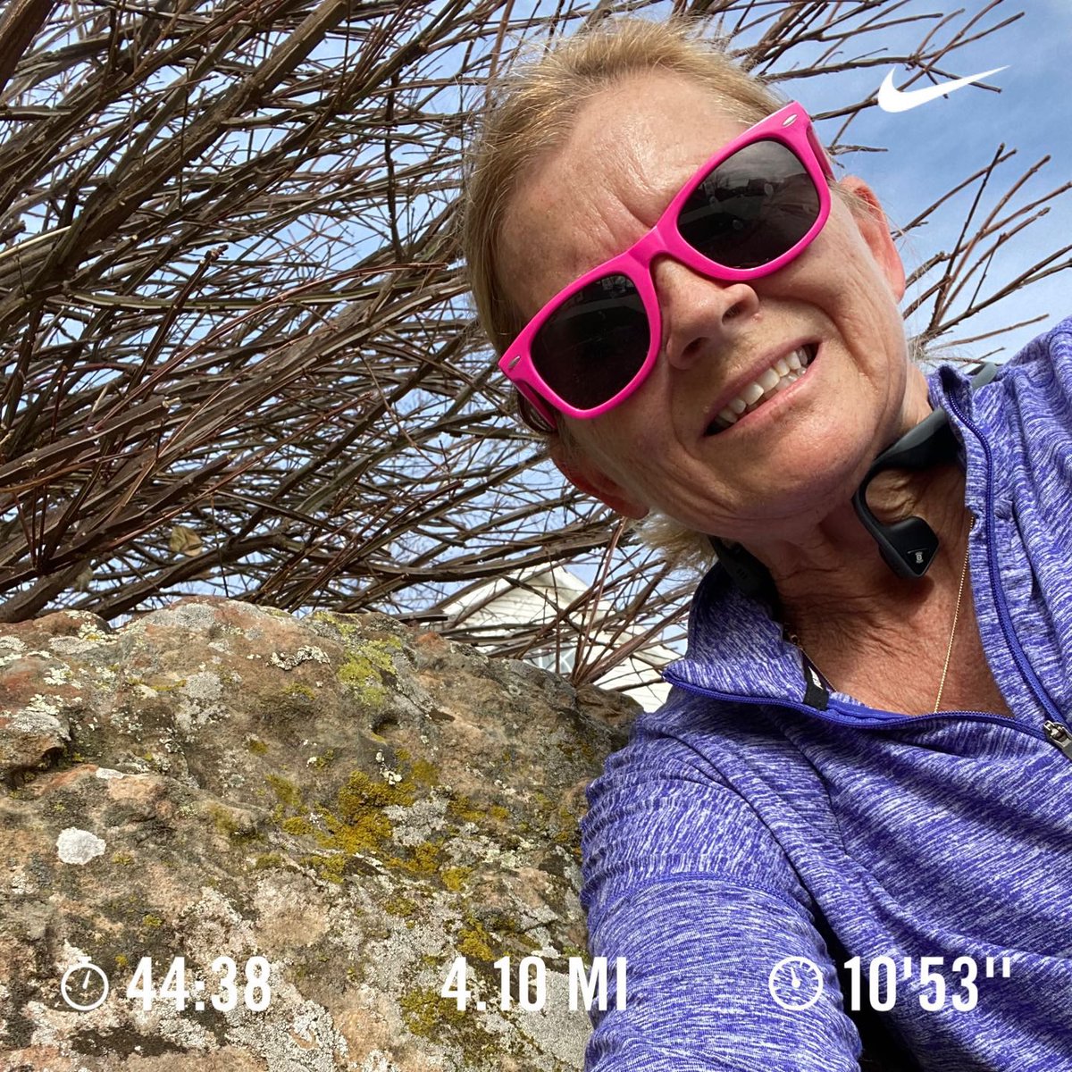 AmyKeating05's tweet photo. #100milesInNovember scavenger hunt item, a rock #BeatYesterday https://t.co/iSTDCOLm4b