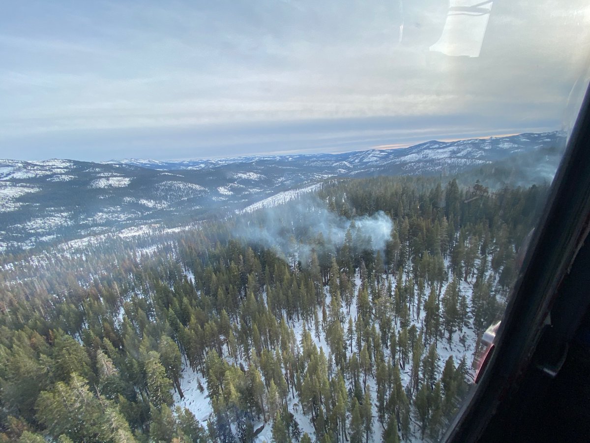 YosemiteFire's tweet photo. @YosemiteFire #FireUpdate
#BlueJayFire 6922 acres 90% contained
#WolfFire 2057 acres 90% contained
#NorthWhizzDomeFire 165 acres 100% contained
#HorseFire 30 acres 100% contained
https://t.co/Fp09LXT6BL
https://t.co/64uCikN7uk
https://t.co/8LzWxtsOhQ
https://t.co/0XretYRZgy
NPS📷 https://t.co/7UtXrM58Xz